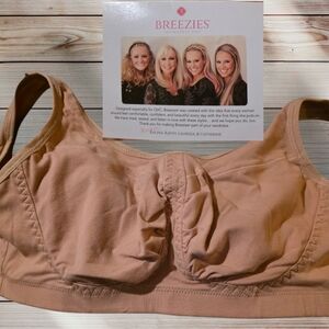 NEW Breezies Bra 36DD